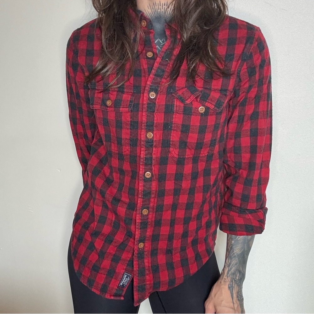 Abercrombie and Fitch xs flannel red and black